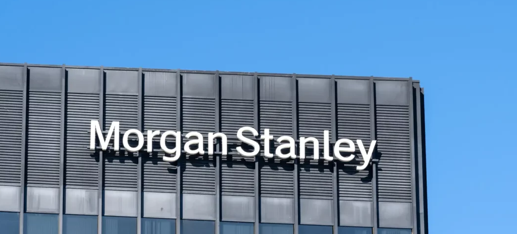 Morgan Stanley surpreende no 2T25, mas ações recuam: volatilidade e comparação pesada com rivais pesam no pré-mercado